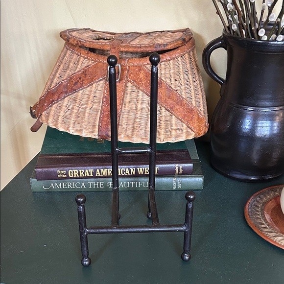 Other - Black Metal Art Picture Frame Stand